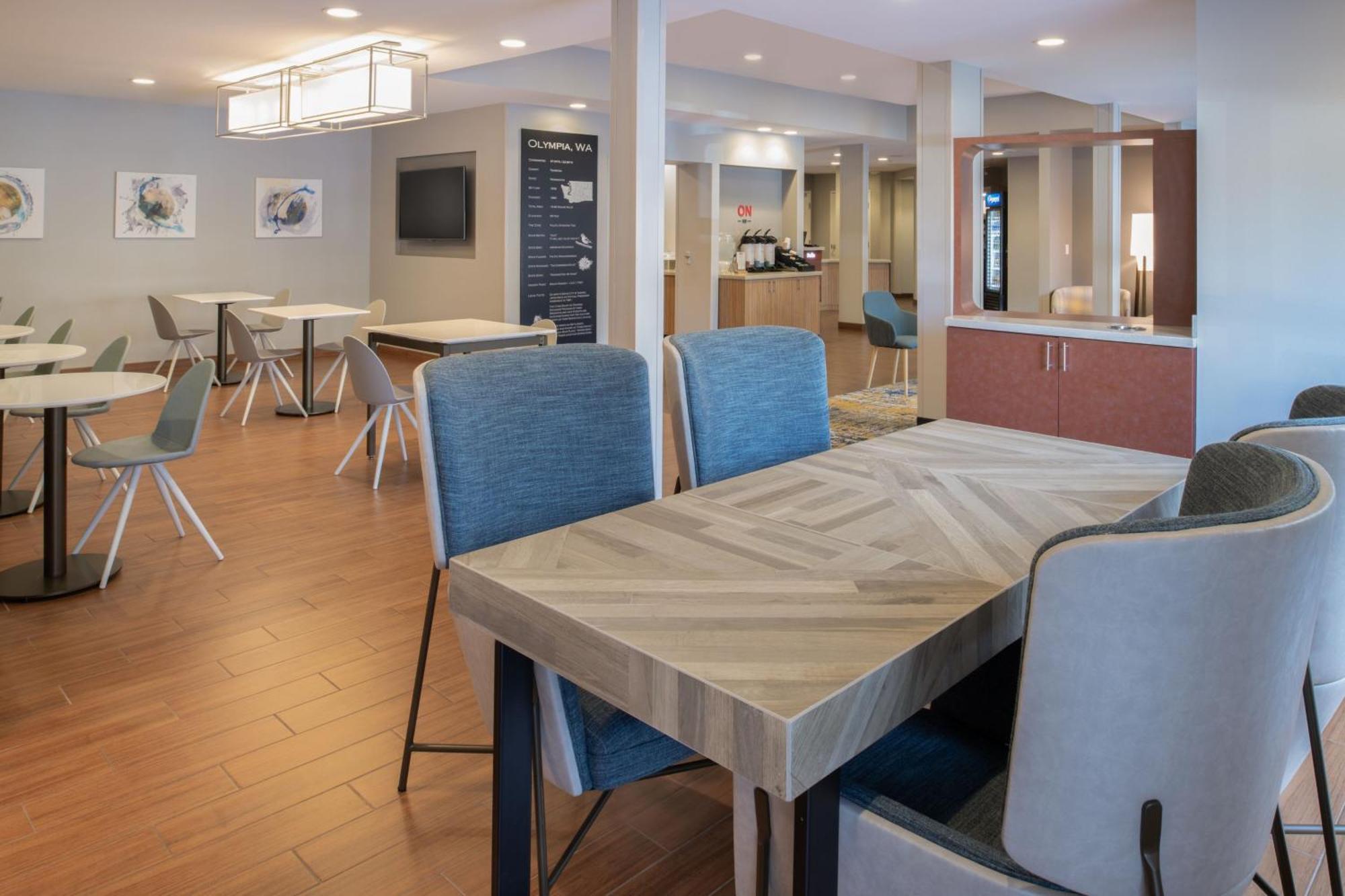 Towneplace Suites By Marriott Олимпия Екстериор снимка