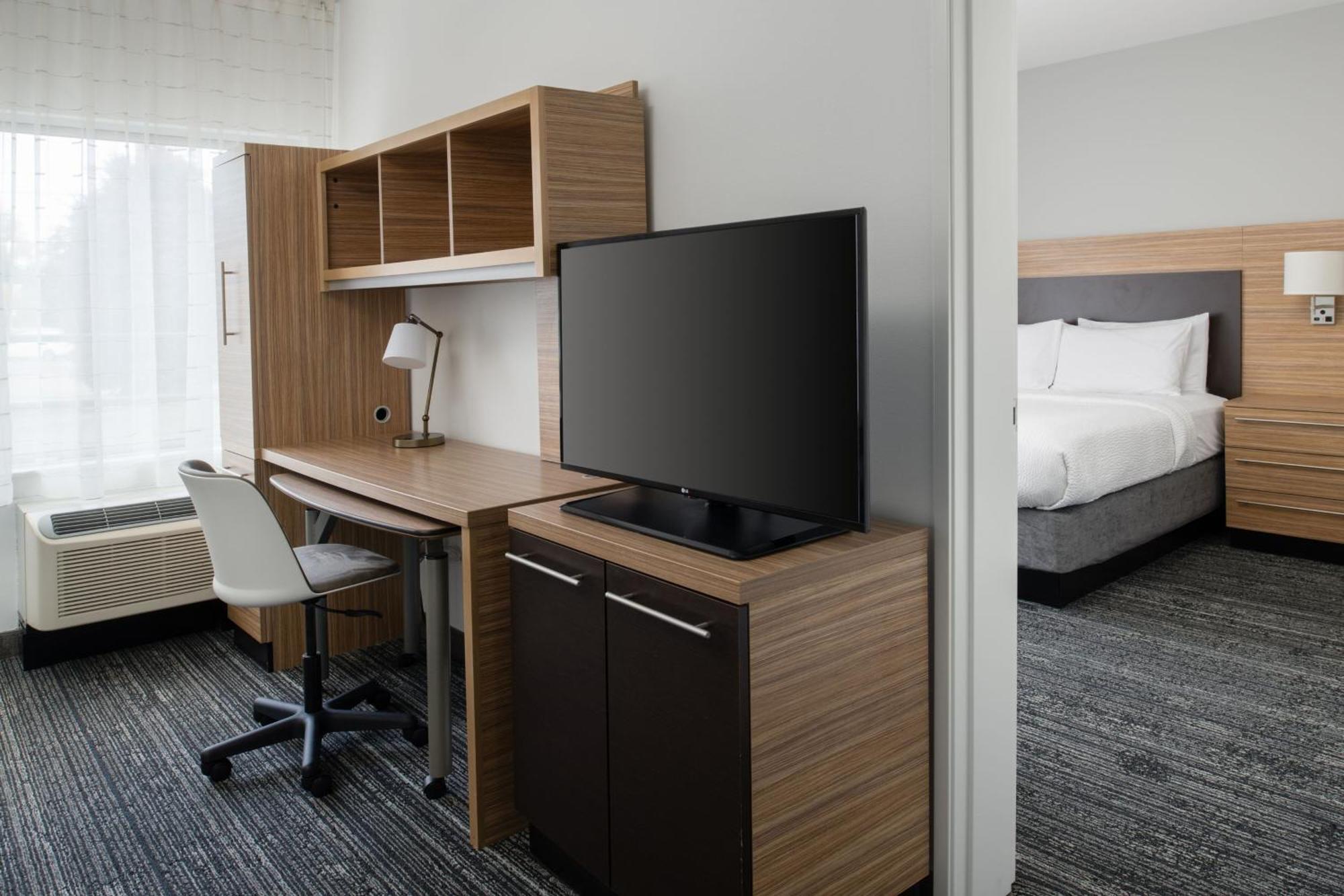 Towneplace Suites By Marriott Олимпия Екстериор снимка
