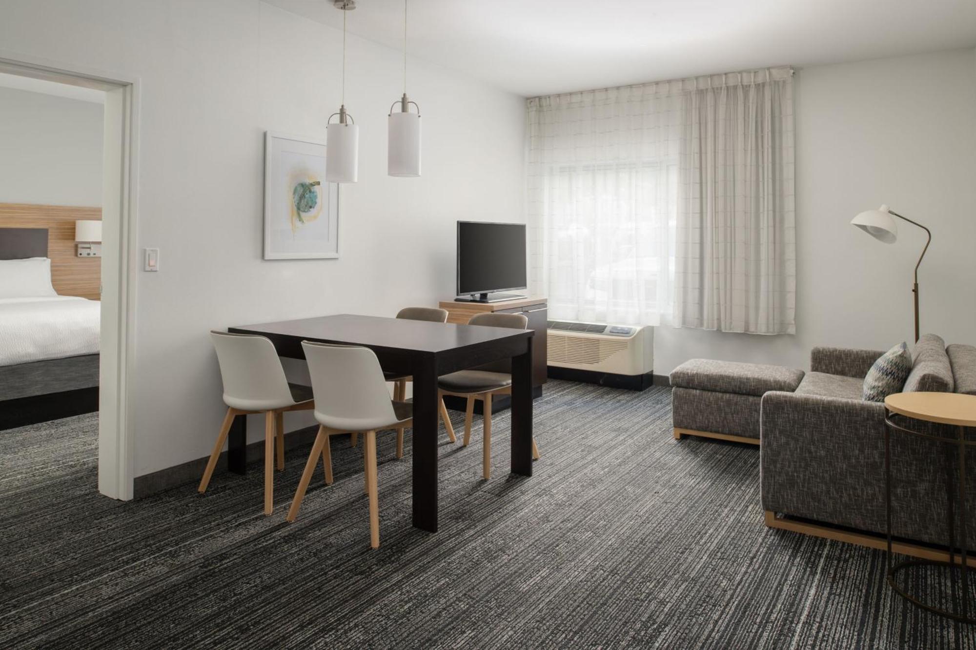 Towneplace Suites By Marriott Олимпия Екстериор снимка