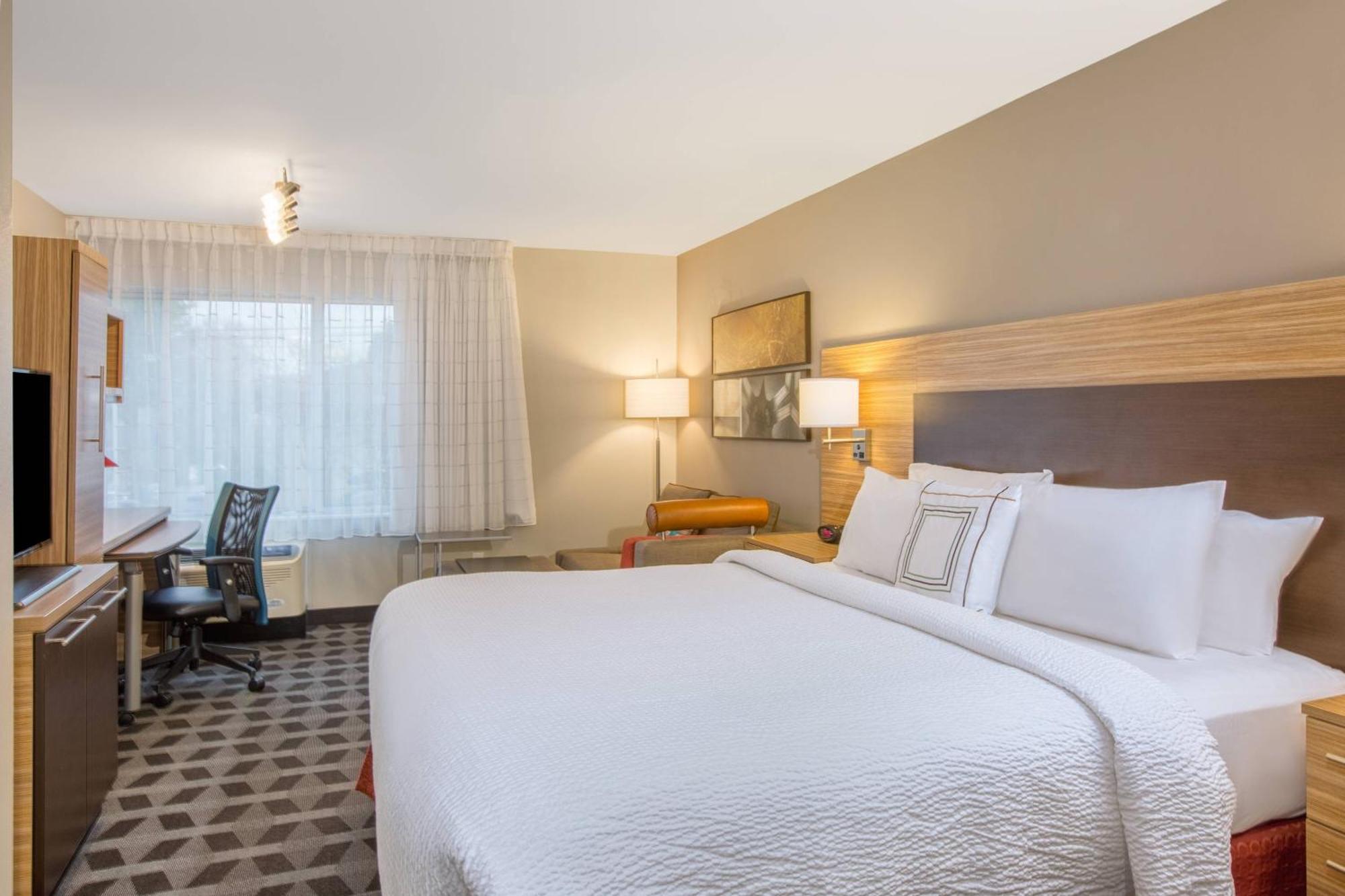 Towneplace Suites By Marriott Олимпия Екстериор снимка
